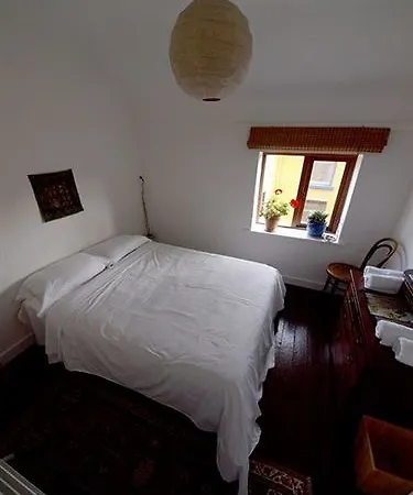 מלון The Bastion 3*