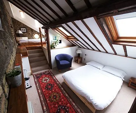 Hotel The Bastion 3*